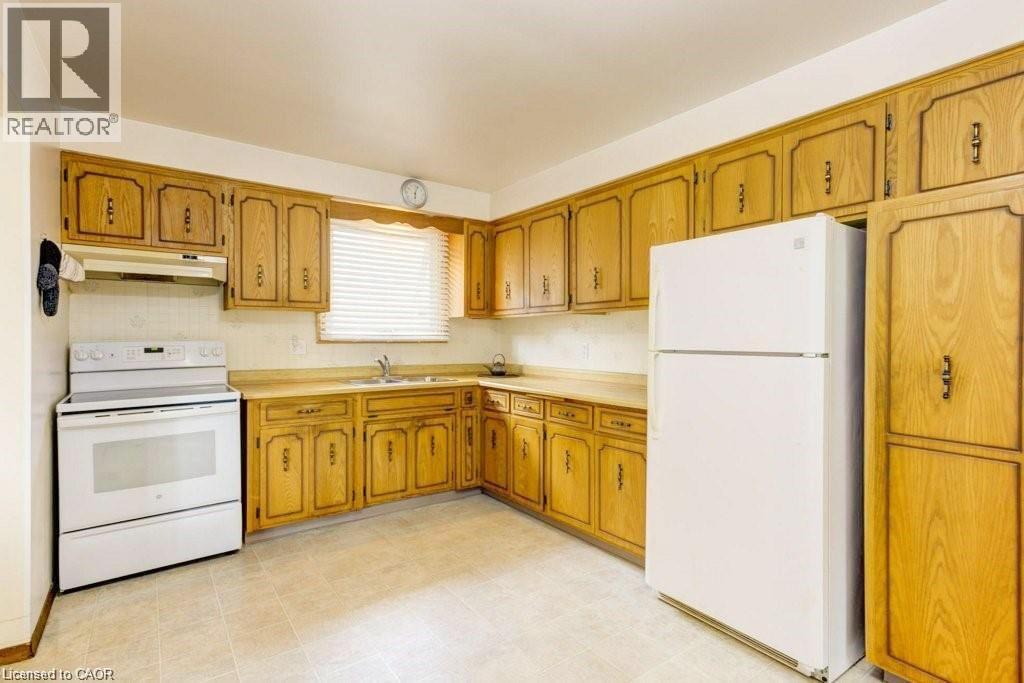 582 SKYLARK Road thumbnail 12