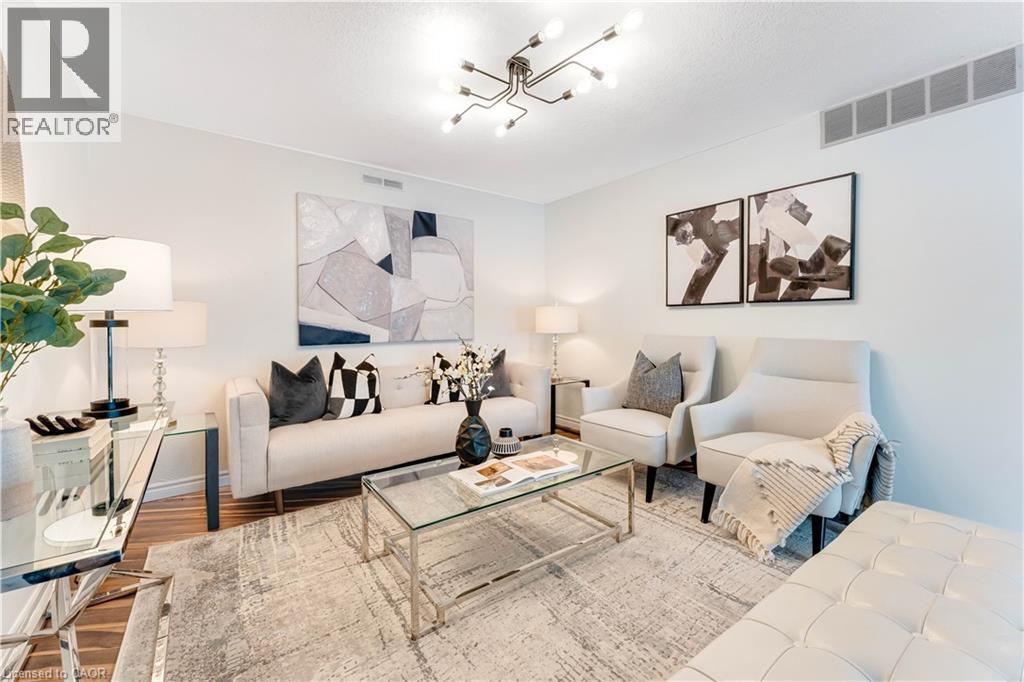 250 GLENRIDGE Drive Unit# 102 thumbnail 10