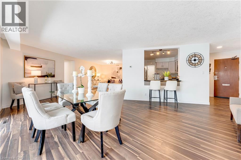 250 GLENRIDGE Drive Unit# 102 thumbnail 14