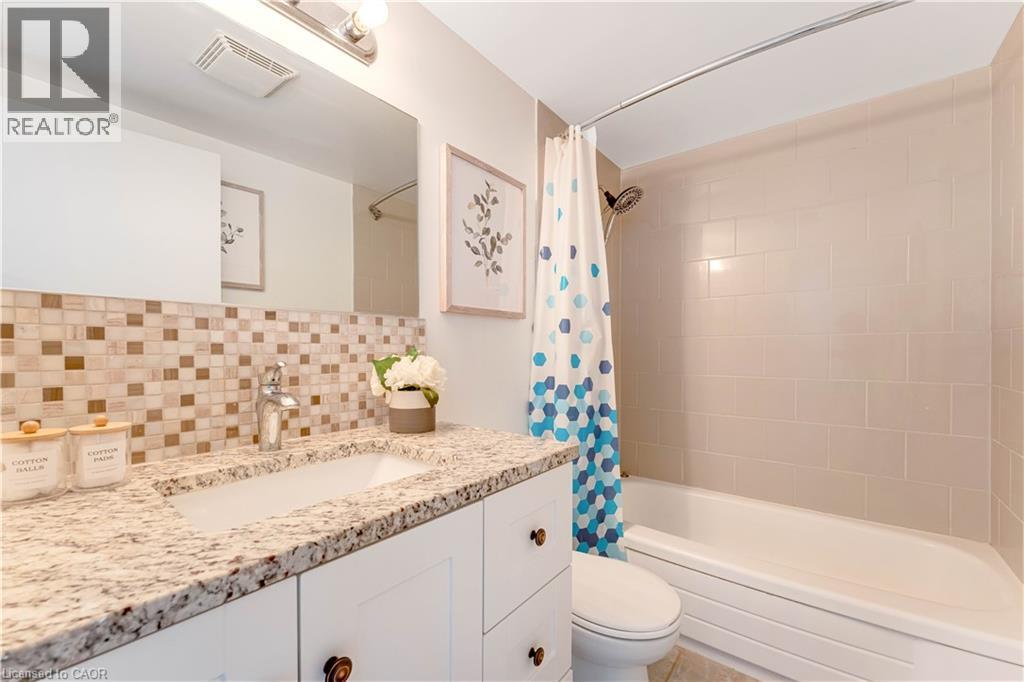 250 GLENRIDGE Drive Unit# 102 thumbnail 30