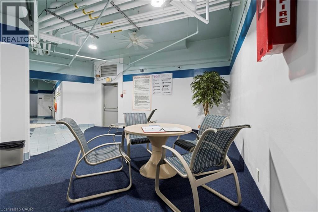 250 GLENRIDGE Drive Unit# 102 thumbnail 40