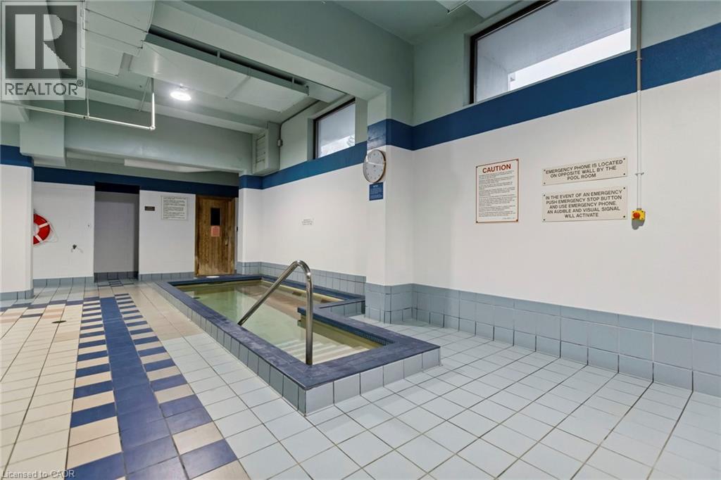 250 GLENRIDGE Drive Unit# 102 thumbnail 42