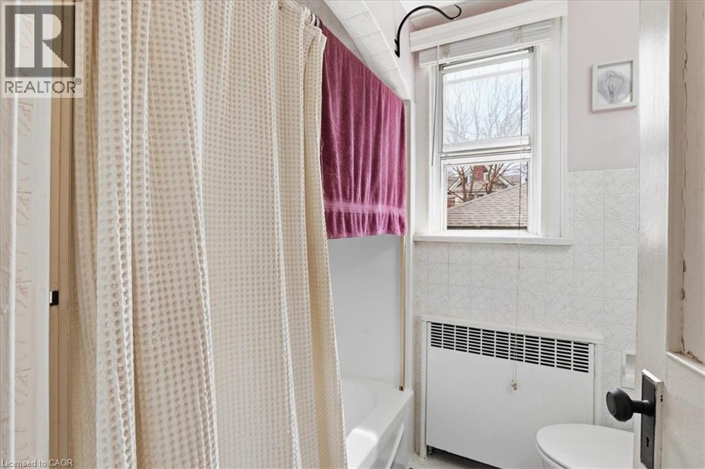 31 BINGEMAN Street thumbnail 16