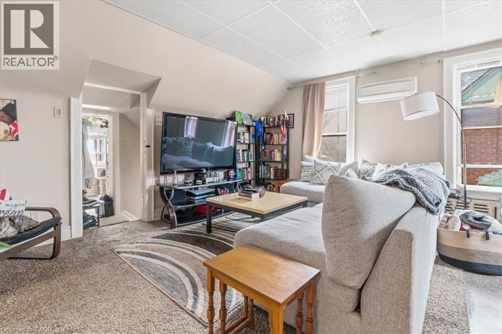 31 BINGEMAN Street thumbnail 6