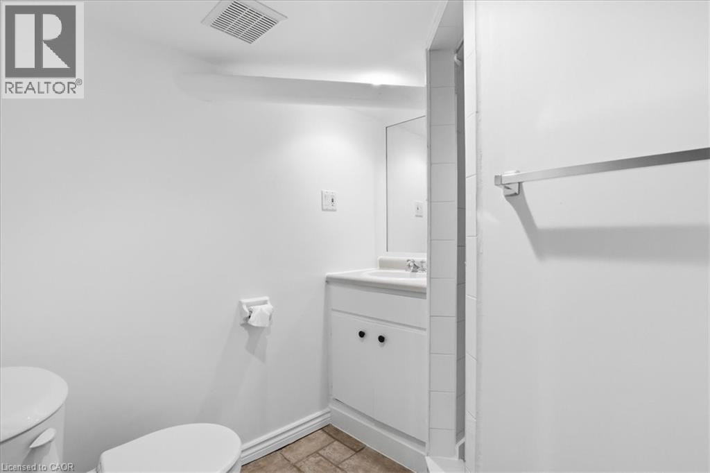 31 BINGEMAN Street thumbnail 22