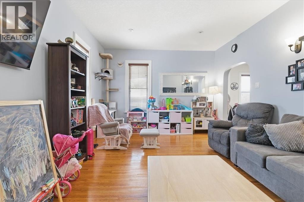 31 BINGEMAN Street thumbnail 29