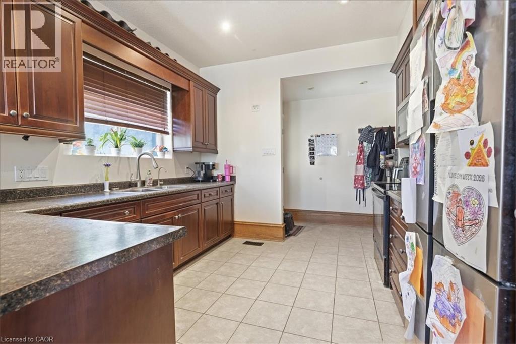 31 BINGEMAN Street thumbnail 26