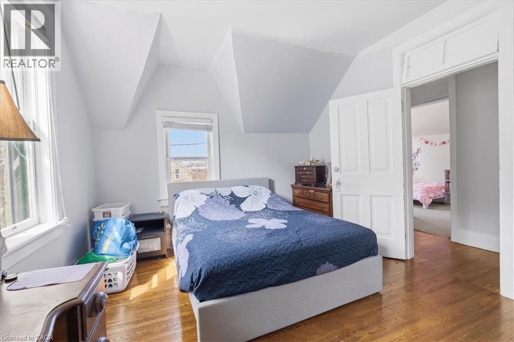 31 BINGEMAN Street thumbnail 30