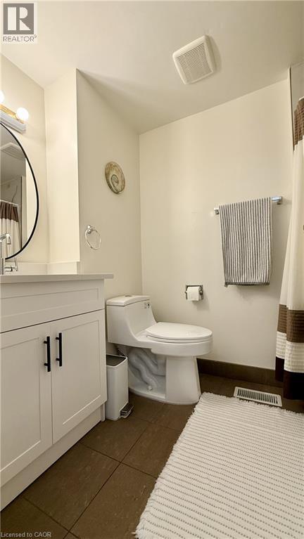 223 PIONEER Drive Unit# F39 thumbnail 23