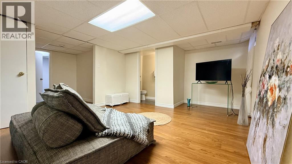 223 PIONEER Drive Unit# F39 thumbnail 27