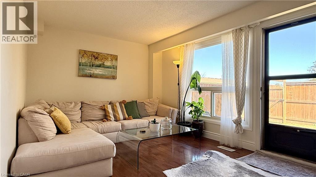 223 PIONEER Drive Unit# F39 thumbnail 3