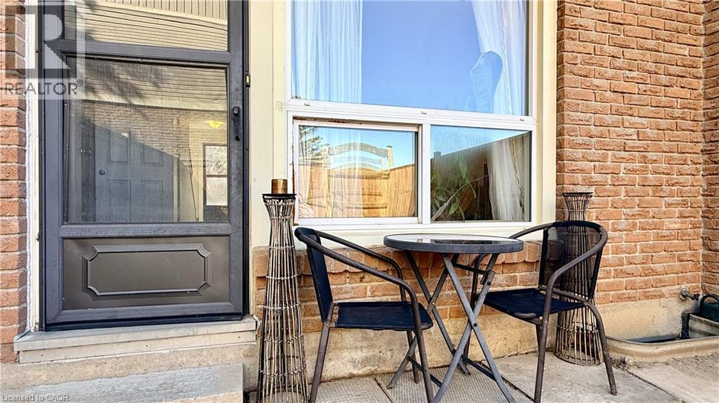 223 PIONEER Drive Unit# F39 thumbnail 32