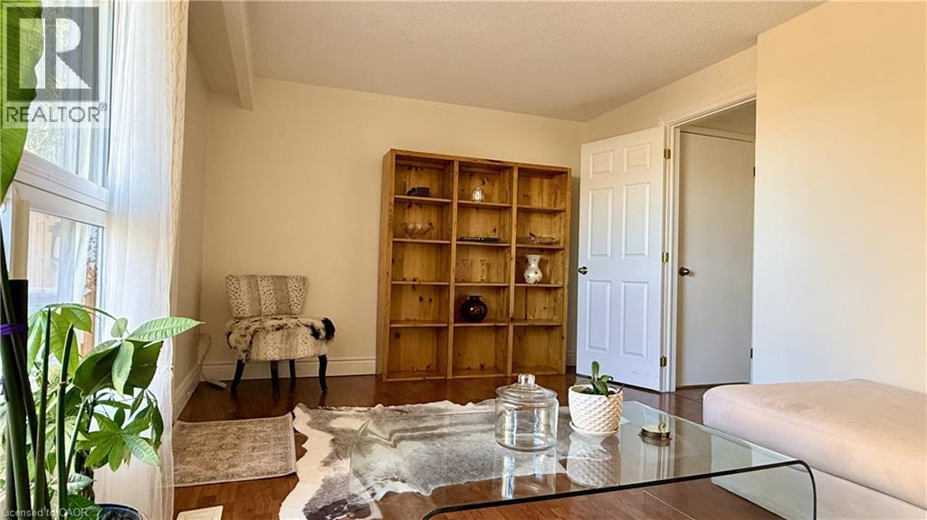 223 PIONEER Drive Unit# F39 thumbnail 5