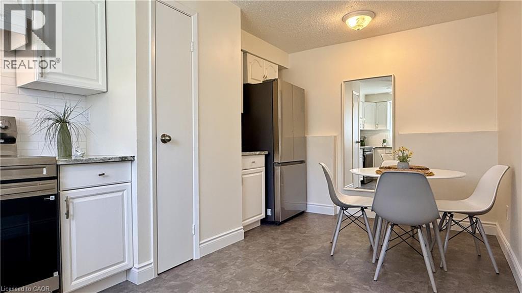 223 PIONEER Drive Unit# F39 thumbnail 8