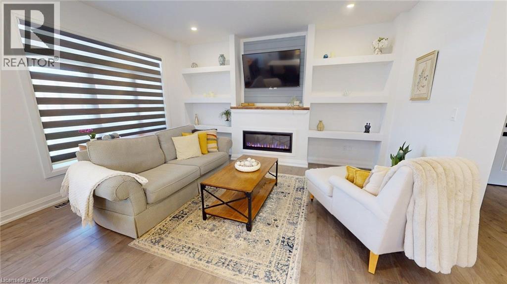 137 WOODBERRY Crescent thumbnail 2