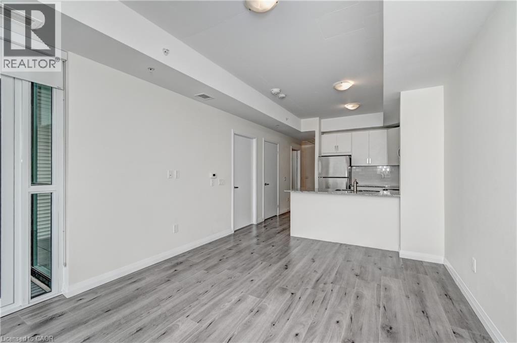 60 CHARLES Street W Unit# 801 thumbnail 13