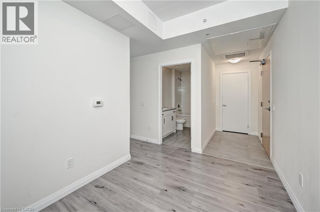 60 CHARLES Street W Unit# 801 thumbnail 22