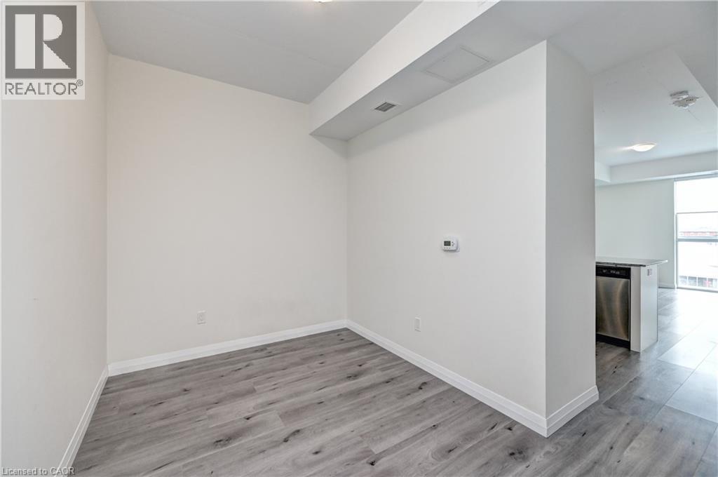 60 CHARLES Street W Unit# 801 thumbnail 23