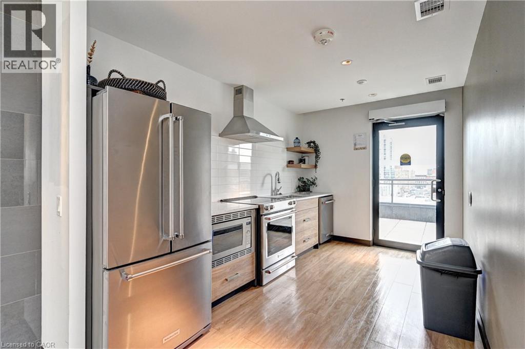 60 CHARLES Street W Unit# 801 thumbnail 36