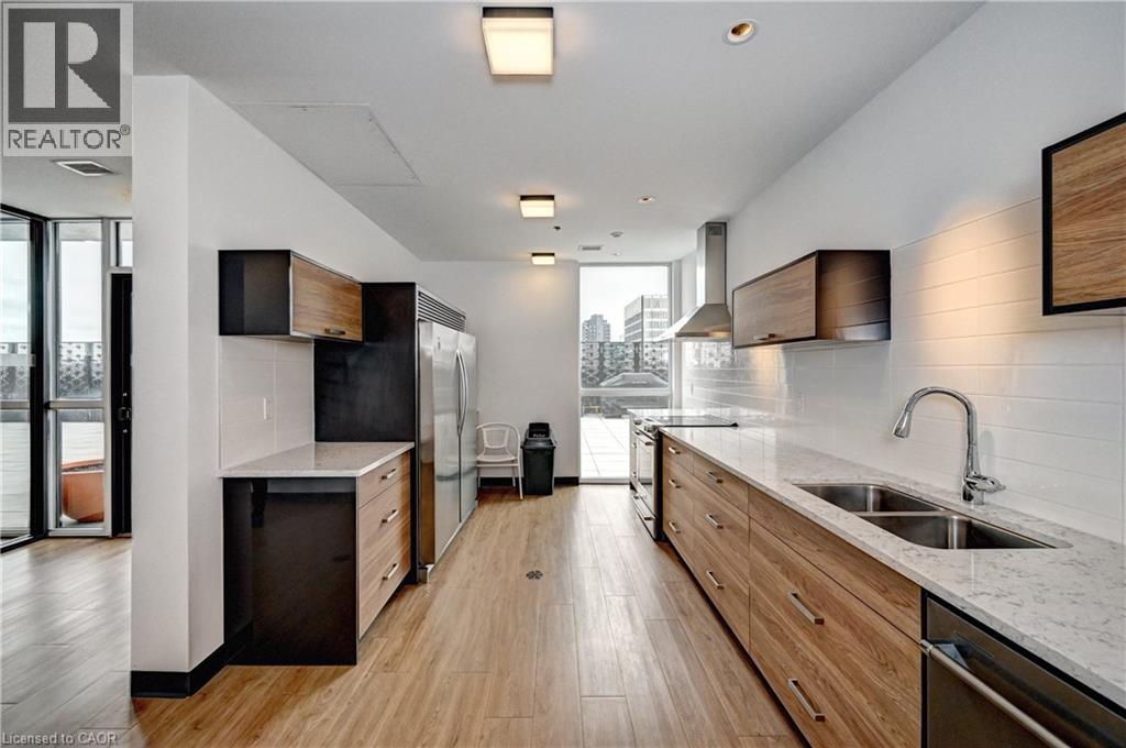 60 CHARLES Street W Unit# 801 thumbnail 40