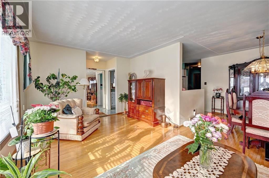 132 FOREST HILL Drive thumbnail 9