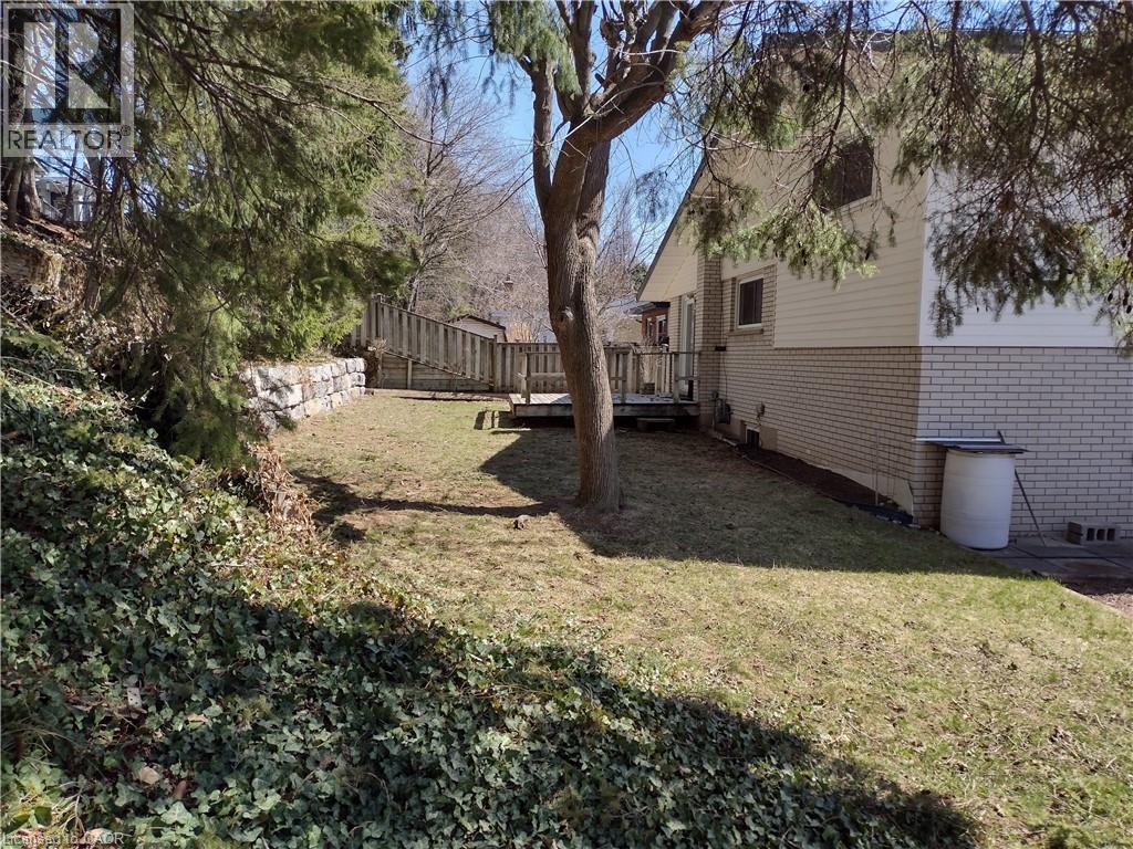 132 FOREST HILL Drive thumbnail 3