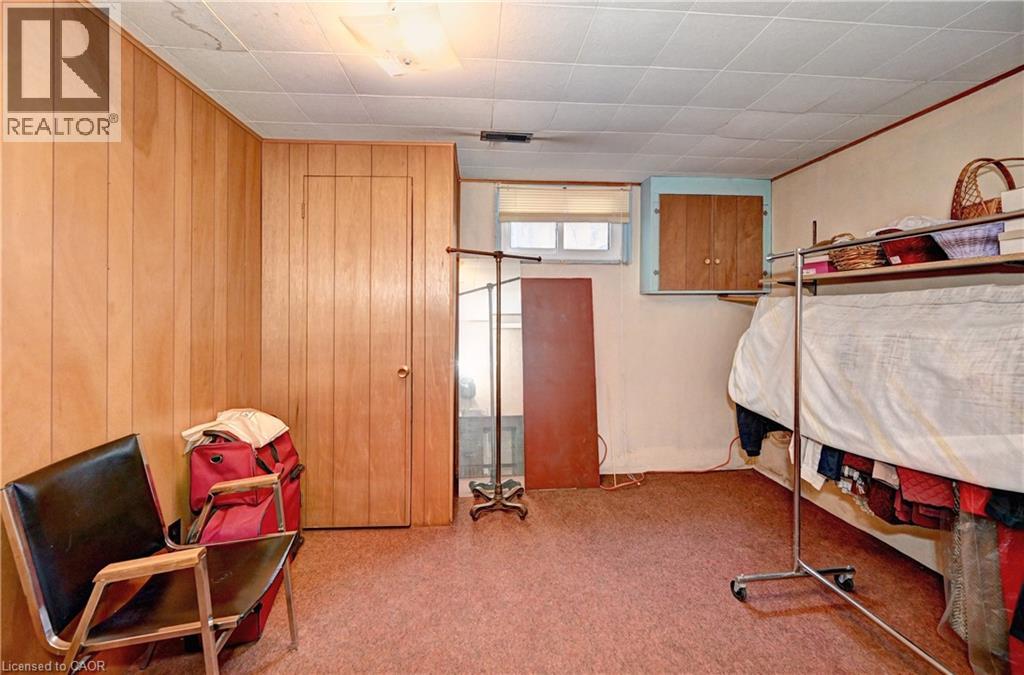 132 FOREST HILL Drive thumbnail 33