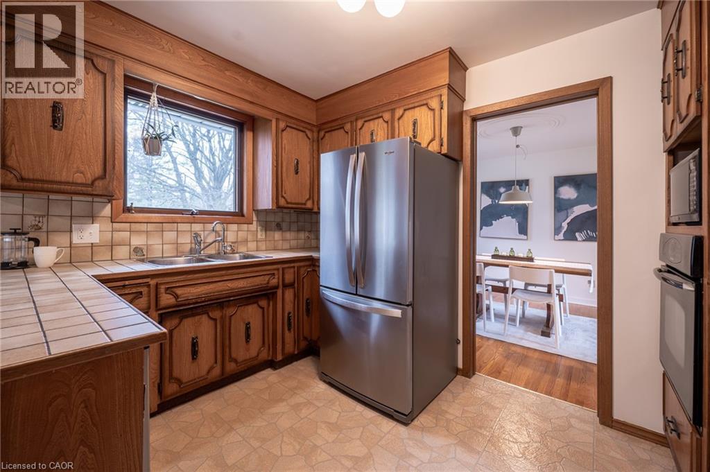 27 SUNSET Drive thumbnail 14