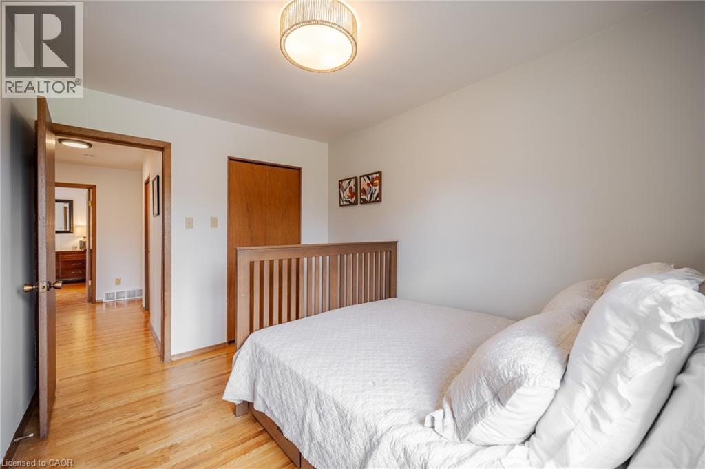 27 SUNSET Drive thumbnail 25