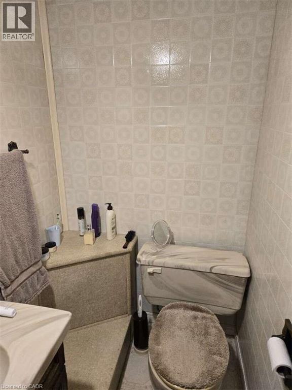 100 NORTH Drive thumbnail 10