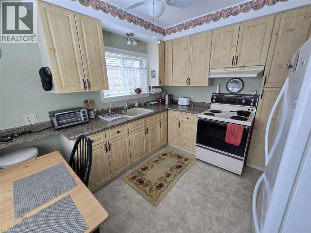 100 NORTH Drive thumbnail 17