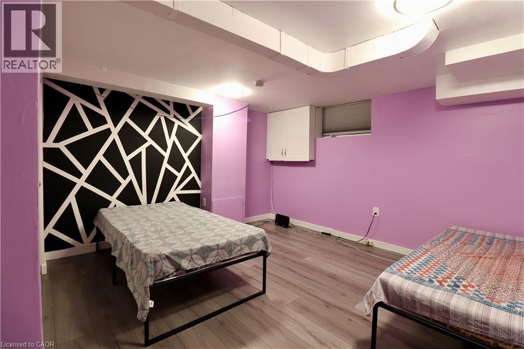 80 ROSEVIEW Avenue thumbnail 25