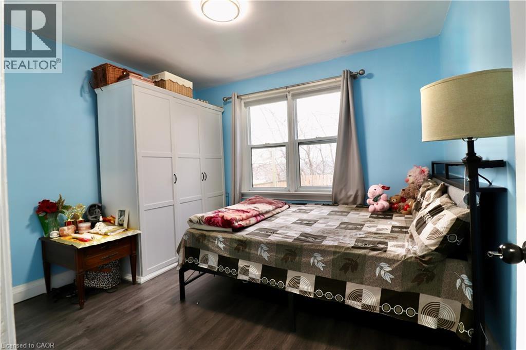 80 ROSEVIEW Avenue thumbnail 9