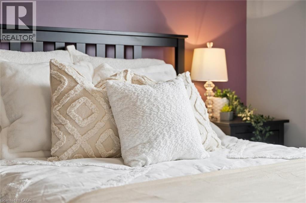 240 WESTMEADOW Drive Unit# 1B thumbnail 21