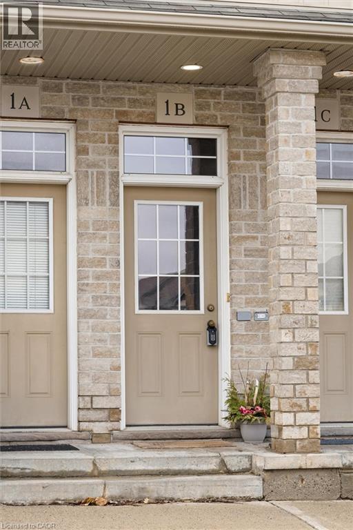 240 WESTMEADOW Drive Unit# 1B thumbnail 3