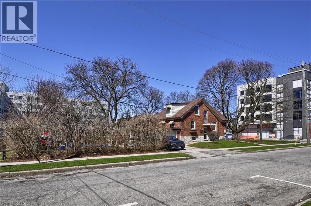 285 ALBERT Street thumbnail 10