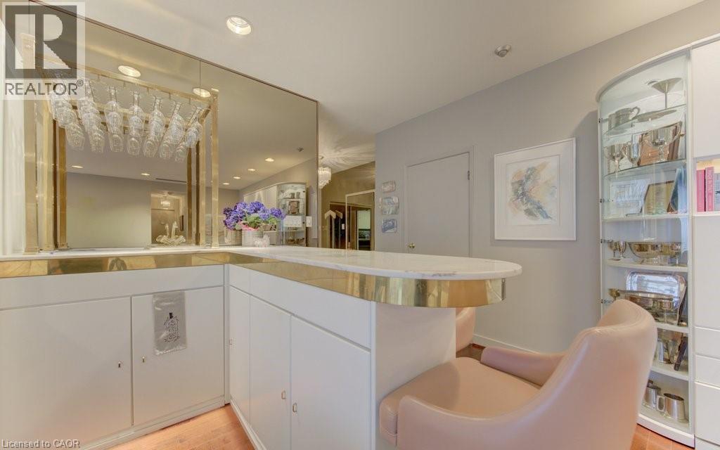 265 WESTCOURT Place Unit# PH9 thumbnail 15