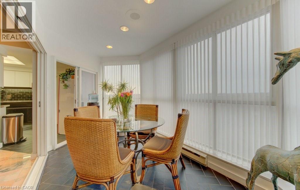 265 WESTCOURT Place Unit# PH9 thumbnail 31