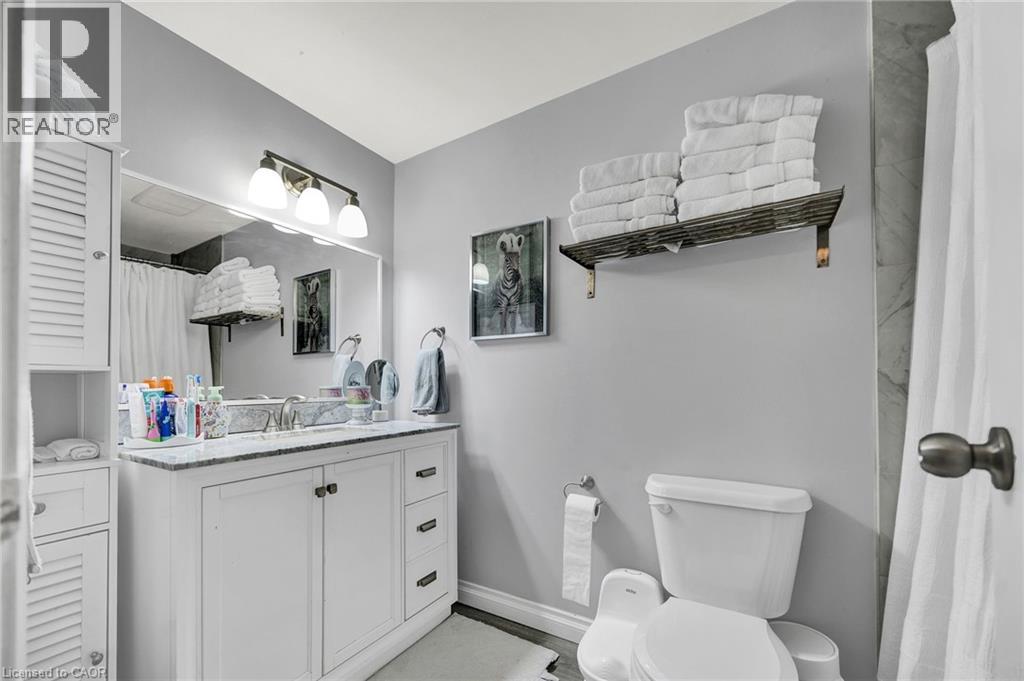 655 ALBERT Street Unit# C thumbnail 10