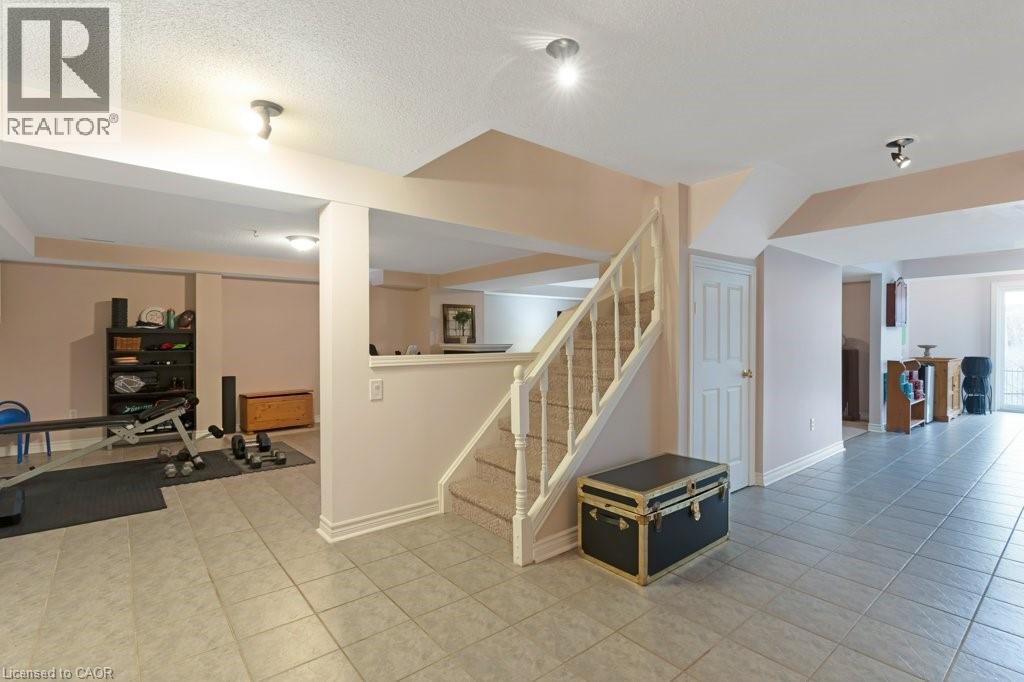 32 KINGFISHER Crescent thumbnail 30