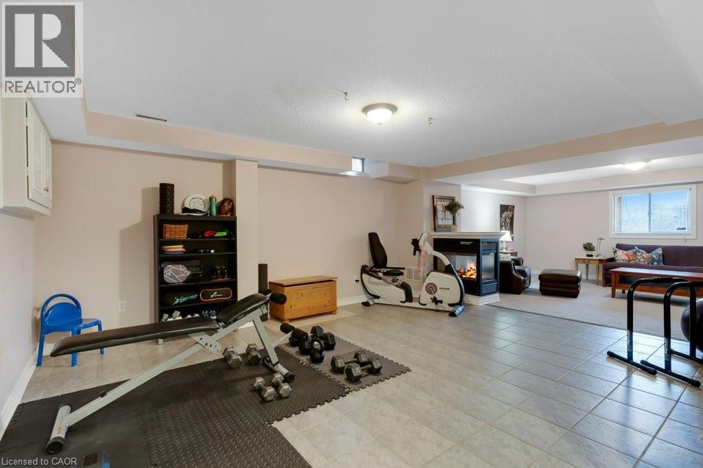 32 KINGFISHER Crescent thumbnail 33