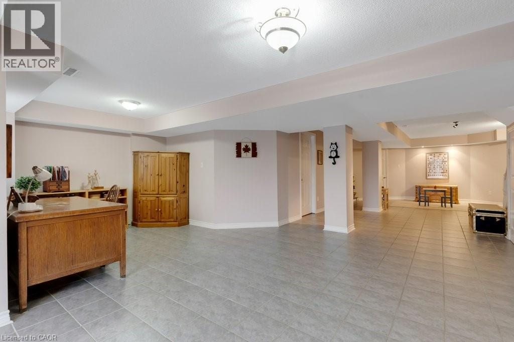 32 KINGFISHER Crescent thumbnail 35