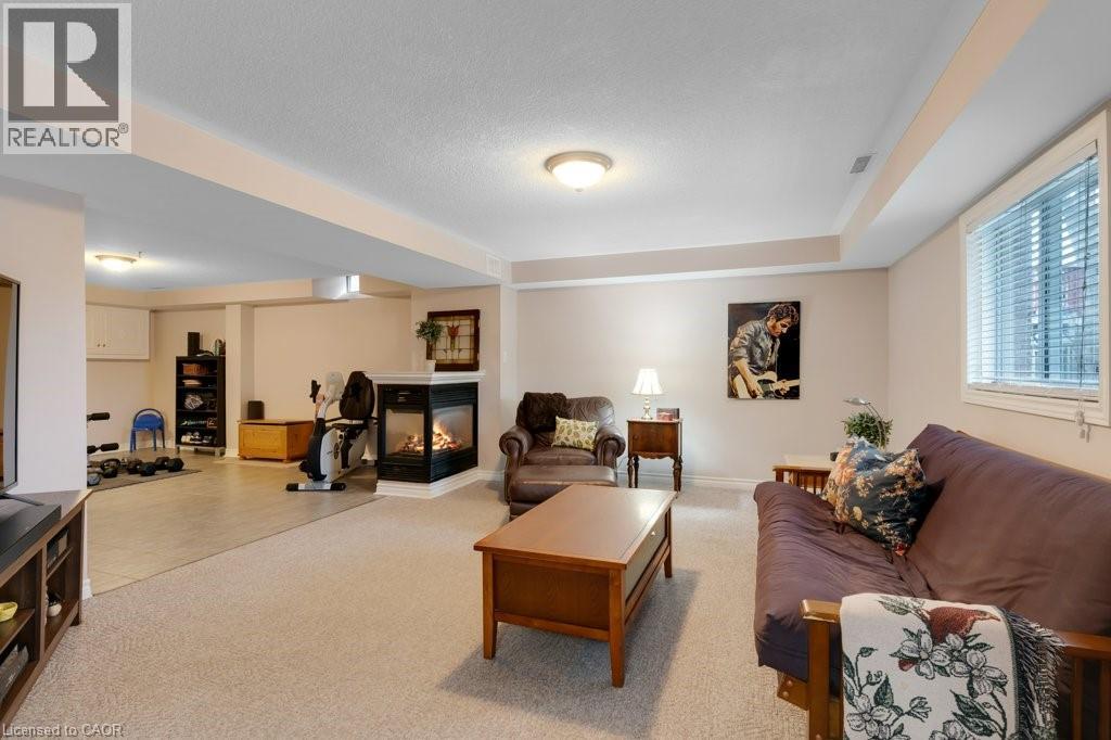 32 KINGFISHER Crescent thumbnail 31