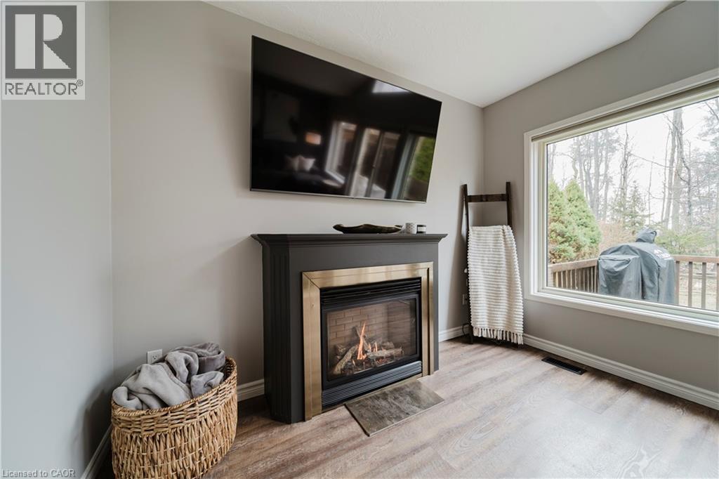 20 FORREST Avenue W Unit# 13 thumbnail 18