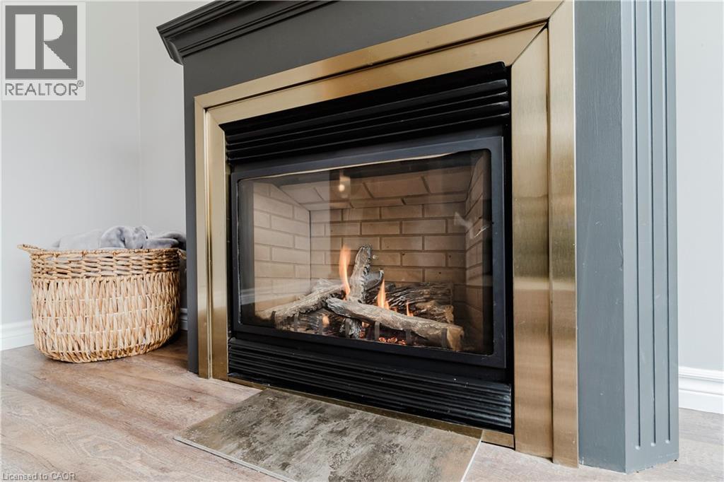 20 FORREST Avenue W Unit# 13 thumbnail 19