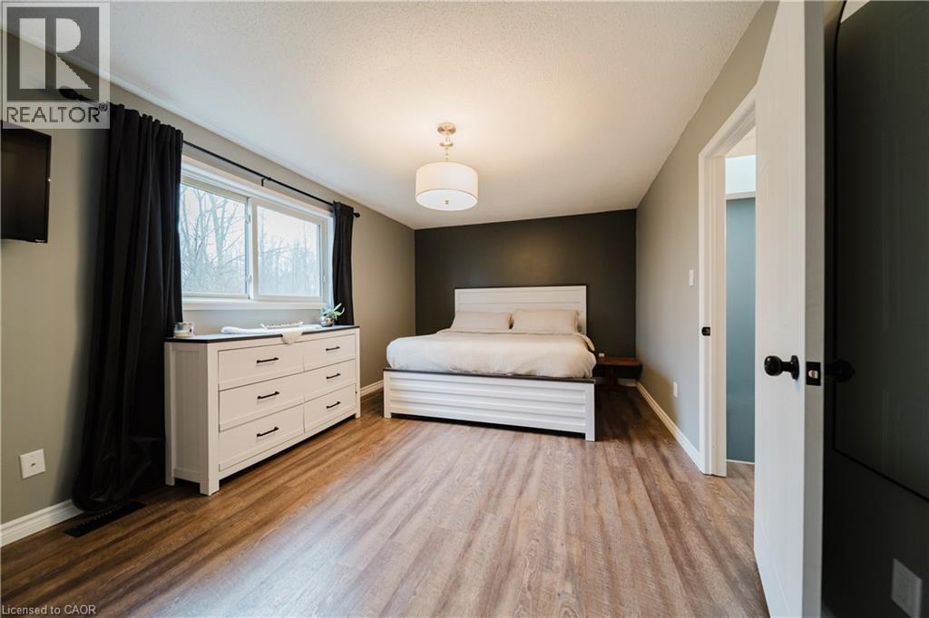 20 FORREST Avenue W Unit# 13 thumbnail 25