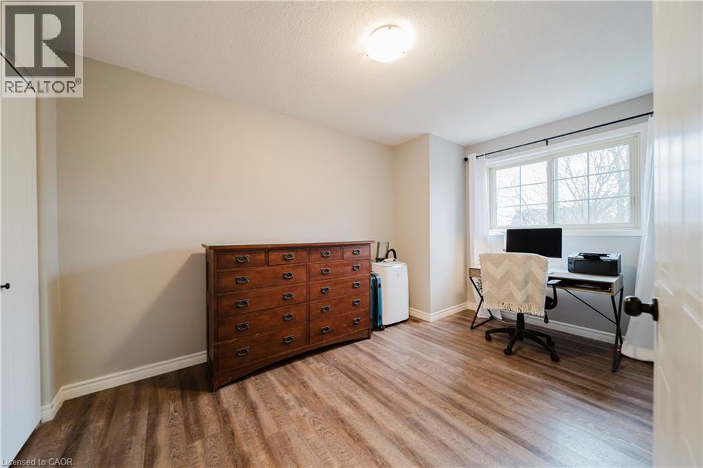 20 FORREST Avenue W Unit# 13 thumbnail 29