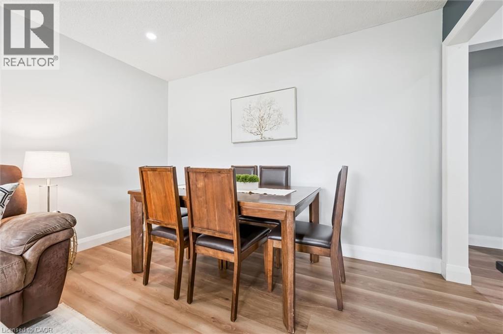 235 CEDARBRAE Avenue Unit# B thumbnail 11