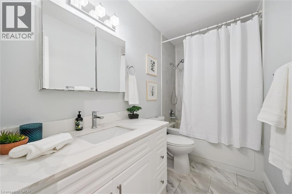 235 CEDARBRAE Avenue Unit# B thumbnail 26