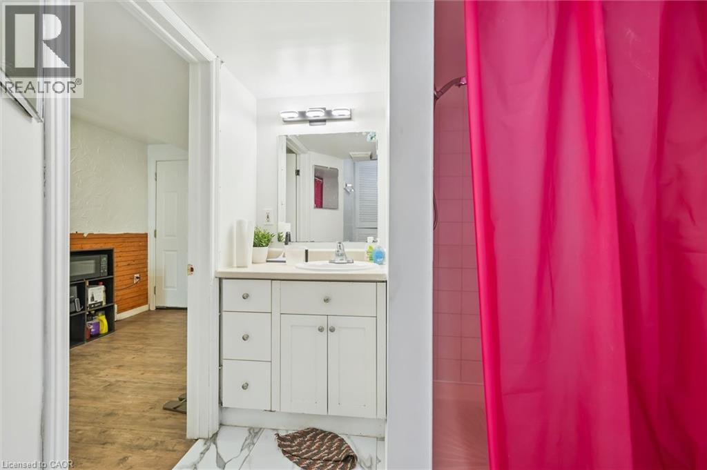 235 CEDARBRAE Avenue Unit# B thumbnail 29